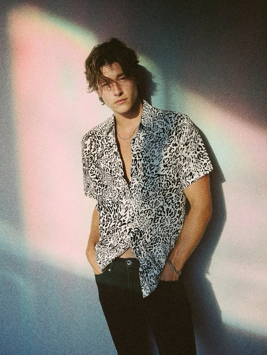 The LENNI Shirt - White Leopard